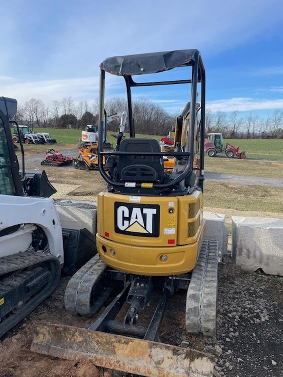 Image of Caterpillar 301.7 CR Image 1