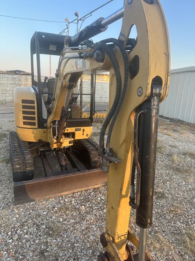 Image of Caterpillar 302.7D equipment image 1