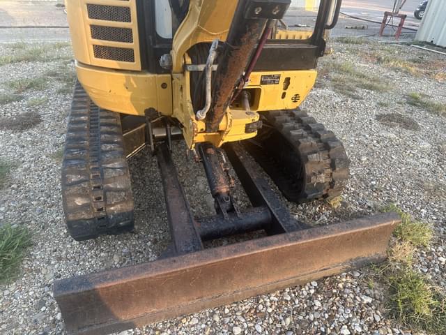 Image of Caterpillar 302.7D equipment image 3