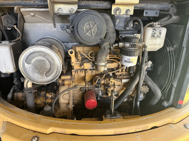 Image of Caterpillar 304CR equipment image 4