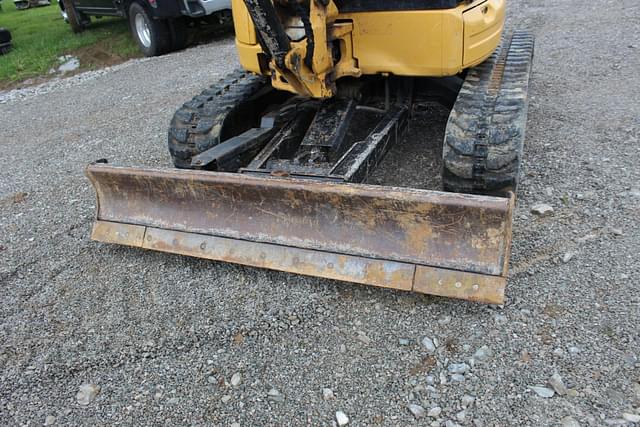 Image of Caterpillar 304E2 CR equipment image 3
