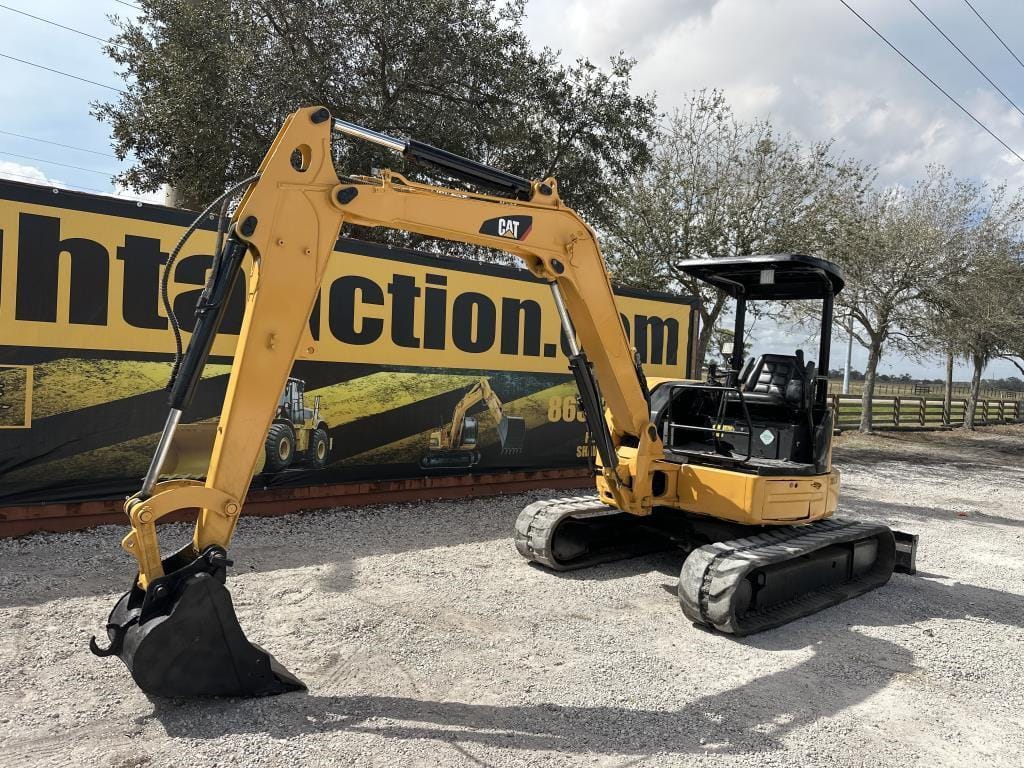 Caterpillar 305DCR Equipment Image0