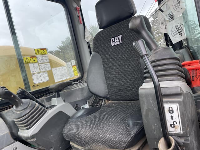 Image of Caterpillar 305.5E2 equipment image 4