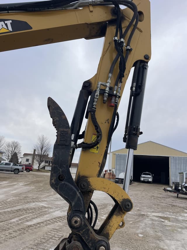 Image of Caterpillar 305.5E2 equipment image 2