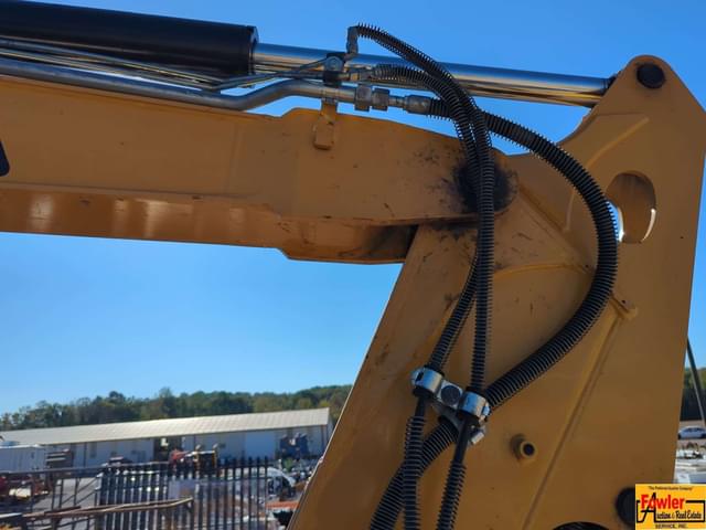 Image of Caterpillar 305.5E2 equipment image 3