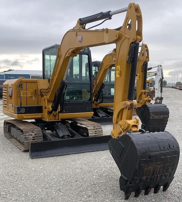 Image of Caterpillar 305.5E2 equipment image 4