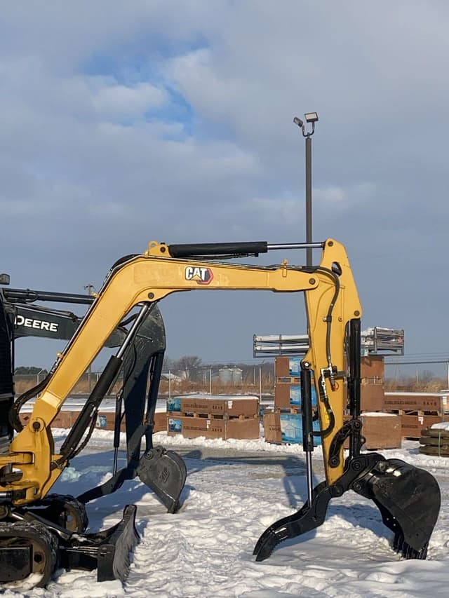 Image of Caterpillar 305E equipment image 3