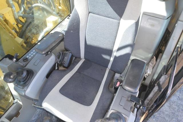 Image of Caterpillar 312EL equipment image 4