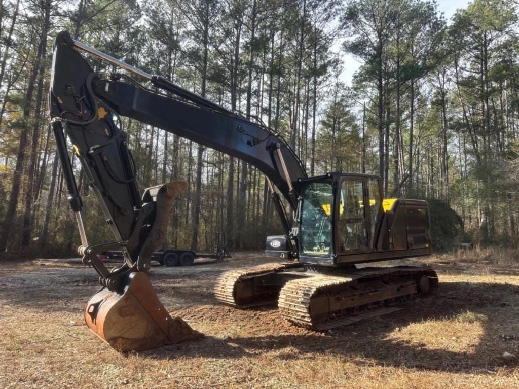 Caterpillar 320 Equipment Image0