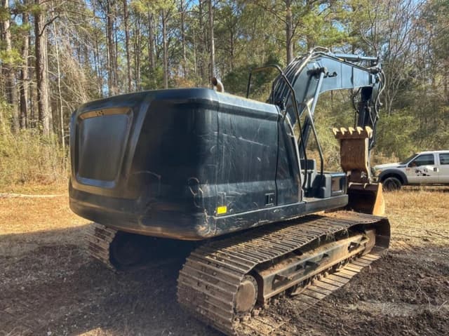 Image of Caterpillar 320 equipment image 4