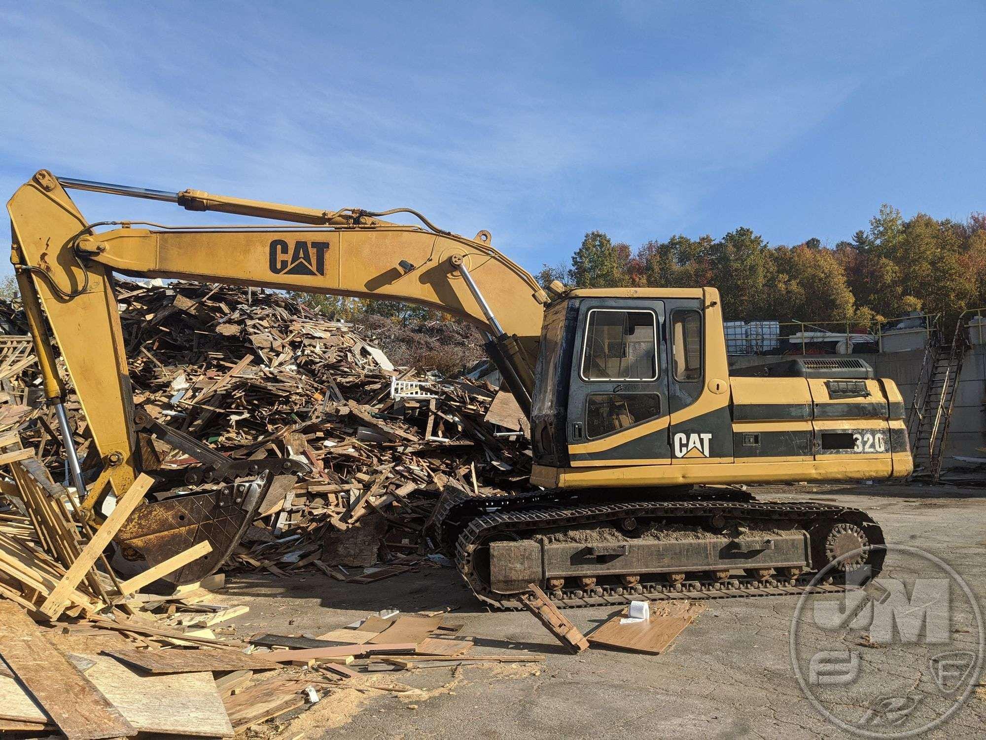Main image Caterpillar 320