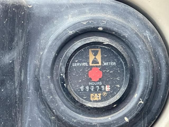 Image of Caterpillar 320C equipment image 4