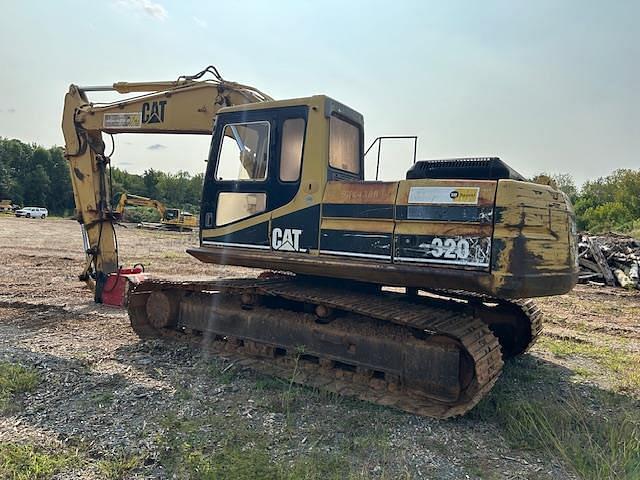 Image of Caterpillar 320L equipment image 1