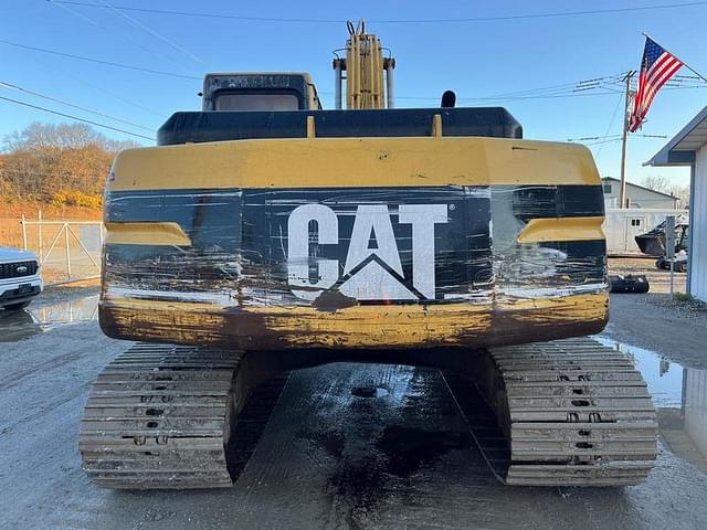 Image of Caterpillar 320L equipment image 3