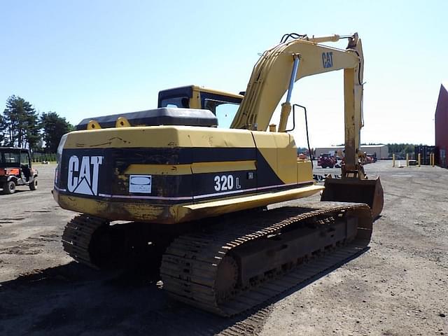 Image of Caterpillar 320L equipment image 3