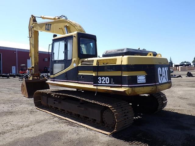 Image of Caterpillar 320L equipment image 4