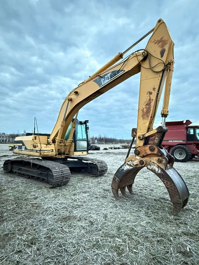 Image of Caterpillar 322BL equipment image 2