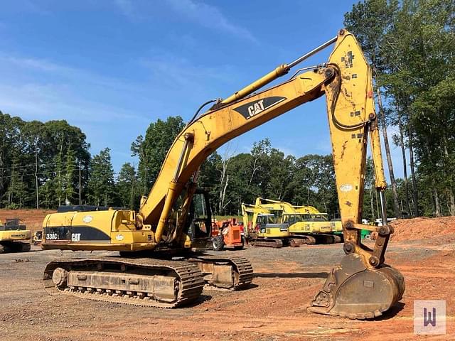Image of Caterpillar 330CL equipment image 2