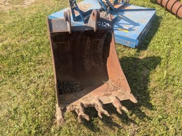 Main image Caterpillar Backhoe Bucket