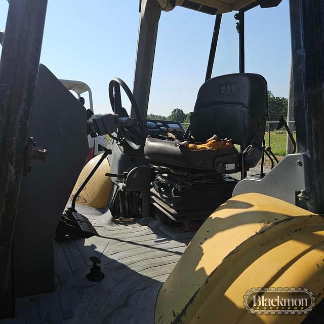 Image of Caterpillar 416C equipment image 4