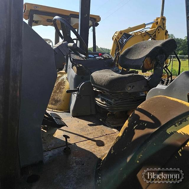 Image of Caterpillar 416C equipment image 4