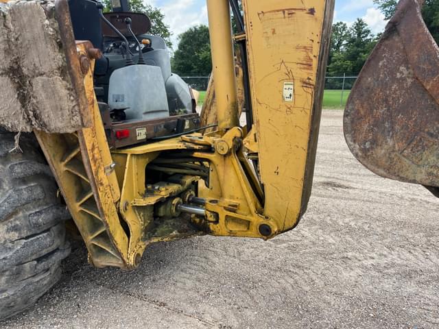 Image of Caterpillar 416D equipment image 3
