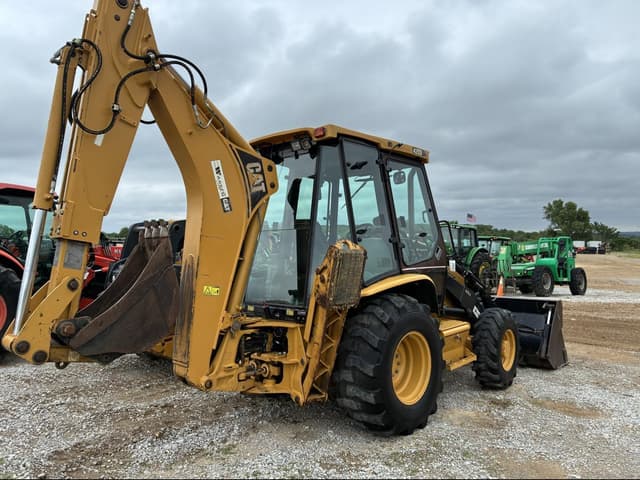 Image of Caterpillar 420D equipment image 2
