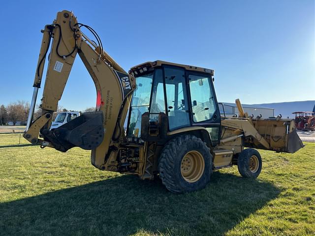 Image of Caterpillar 420D equipment image 4