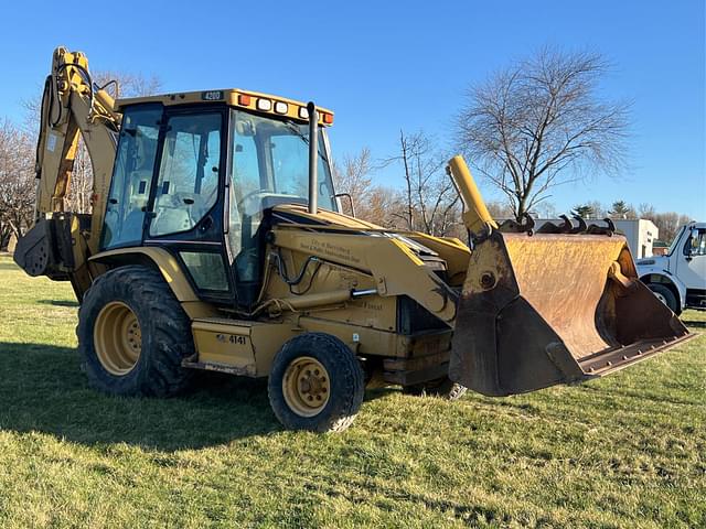 Image of Caterpillar 420D equipment image 2