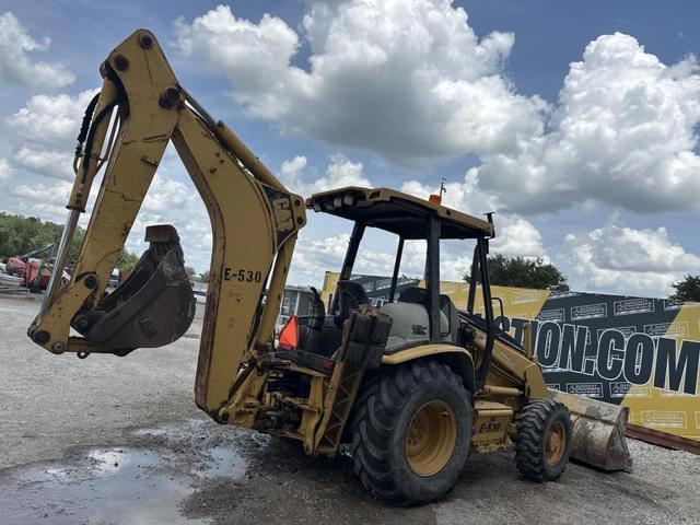 Image of Caterpillar 420D equipment image 2