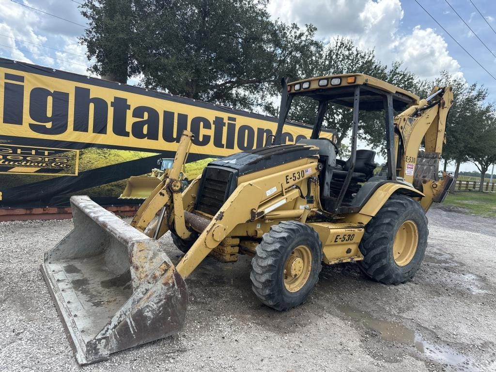 Caterpillar 420D Equipment Image0