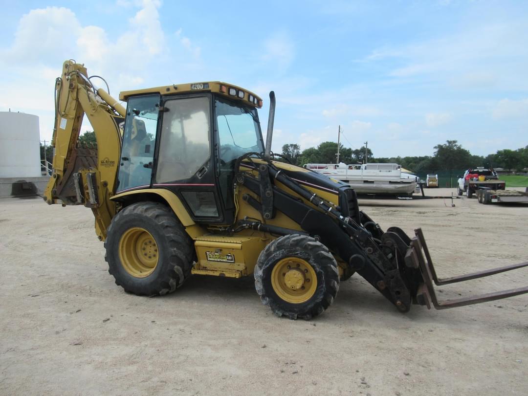 Image of Caterpillar 420D IT Primary image