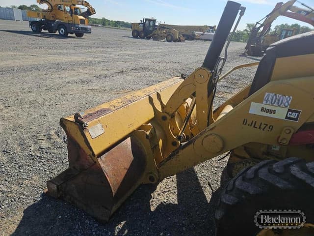 Image of Caterpillar 420E equipment image 3