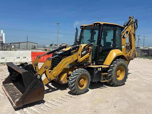 Image of Caterpillar 420F2 IT equipment image 4