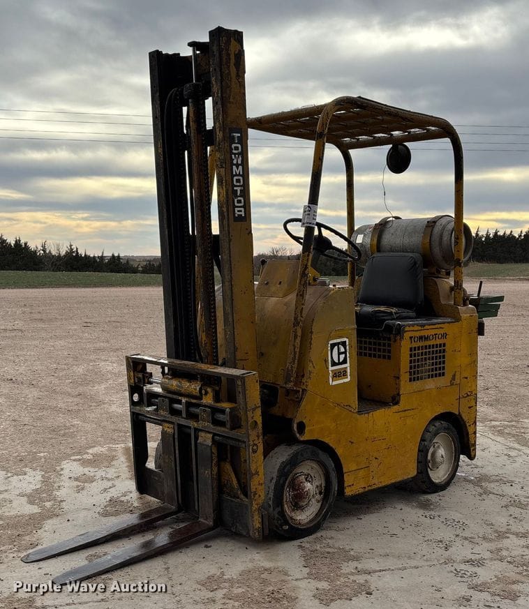 Caterpillar 422S Equipment Image0