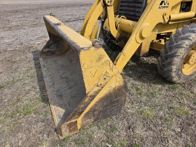 Image of Caterpillar 446B equipment image 1