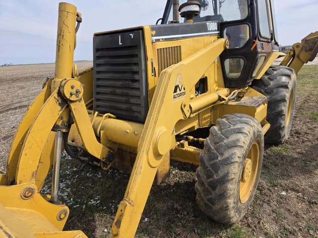 Image of Caterpillar 446B equipment image 2