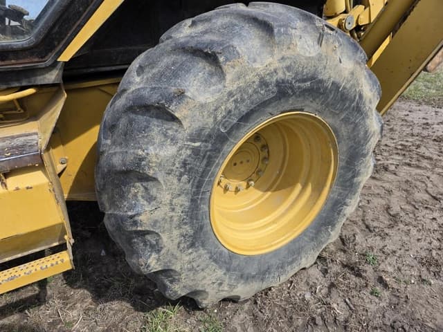 Image of Caterpillar 446B equipment image 4