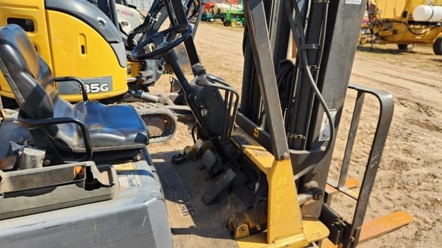 Image of Caterpillar 50 equipment image 4