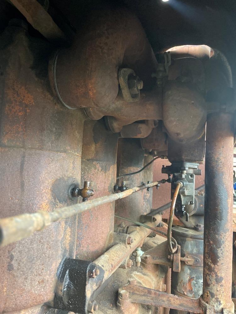Main image Caterpillar Sixty 4