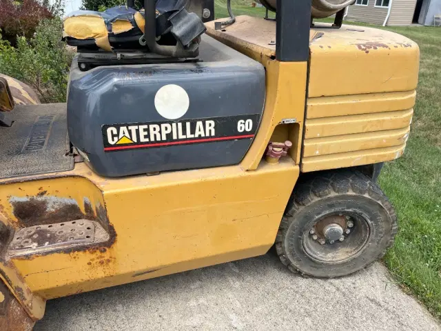 Image of Caterpillar 60 equipment image 1