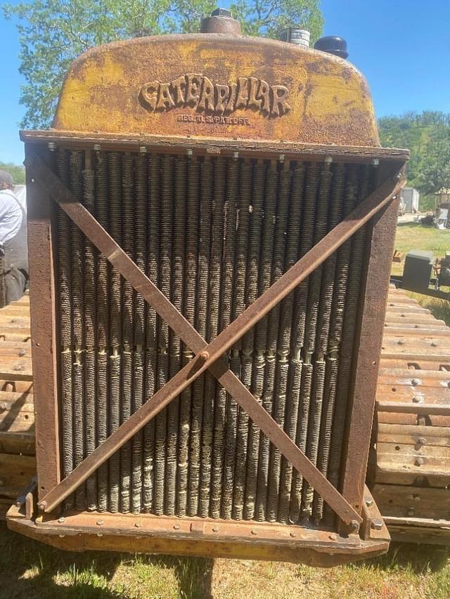 Thumbnail image Caterpillar Sixty 4