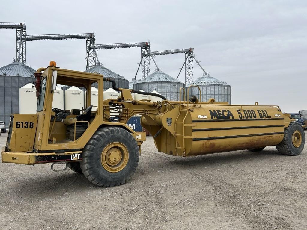 Caterpillar 613B Equipment Image0