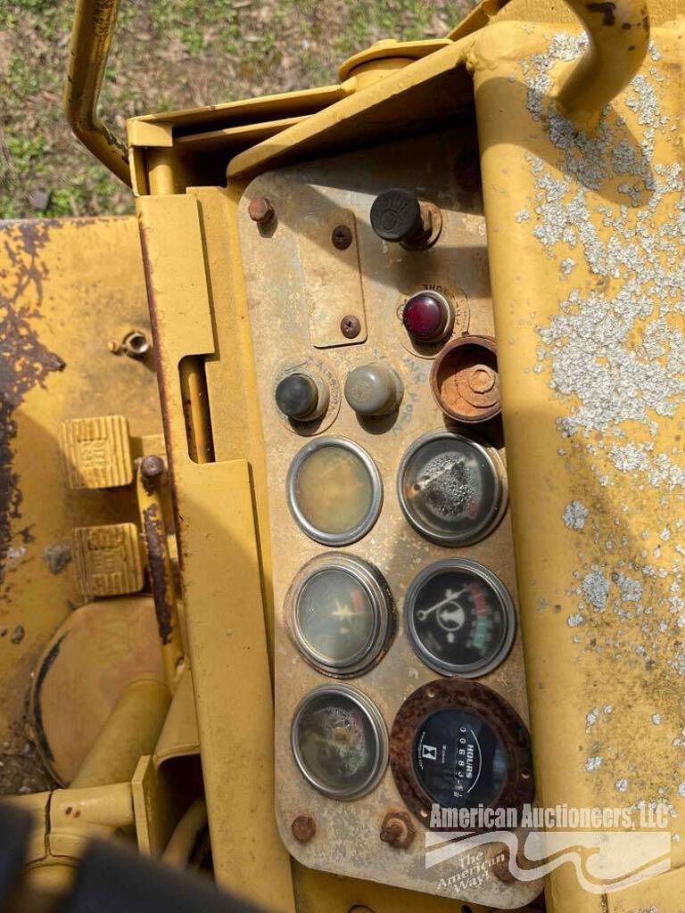 Caterpillar 621B Construction Scrapers For Sale | Tractor Zoom