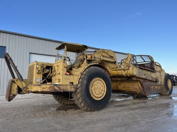 Main image Caterpillar 657