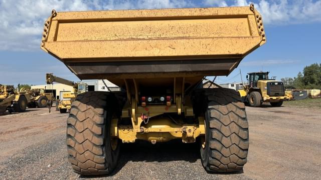 Image of Caterpillar 745 equipment image 3