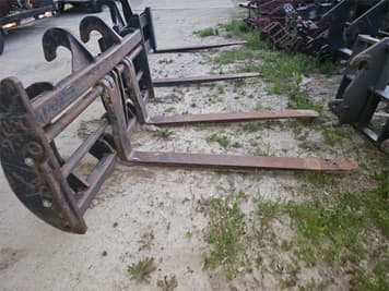 Main image Caterpillar Pallet Forks