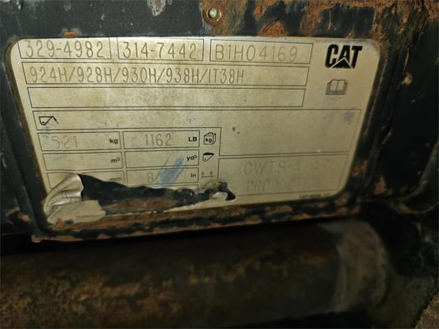 Image of Caterpillar Pallet Forks equipment image 4