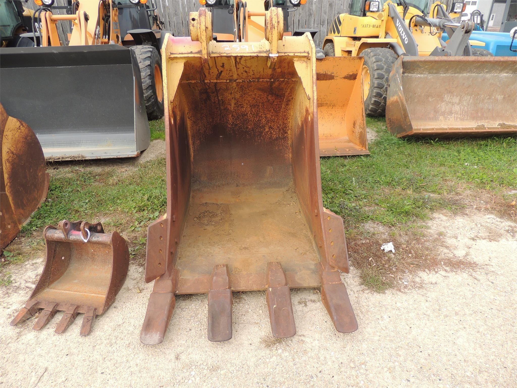 Caterpillar Undetermined Equipment Image0