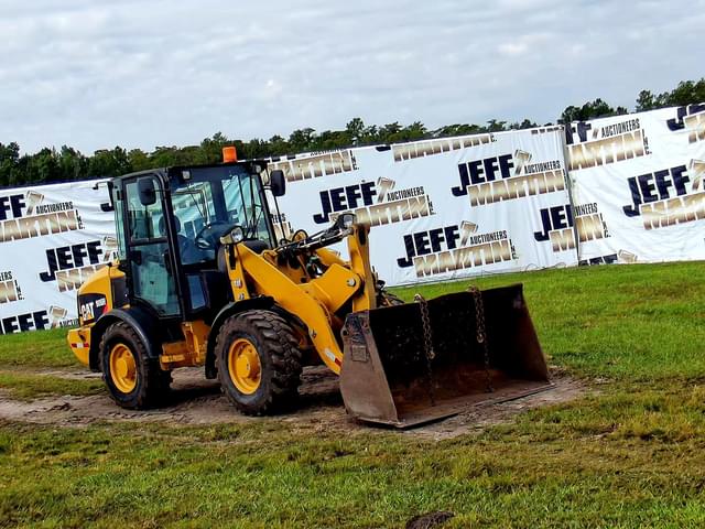Image of Caterpillar 906H2 equipment image 1